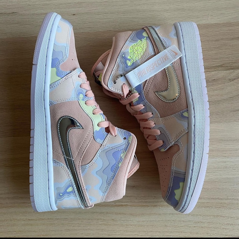 P(HER)SPECTIVE Air Jordan 1 mid